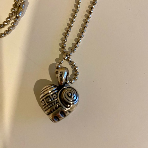 Lagos Heart of Philadelphia - Picture 3 of 8